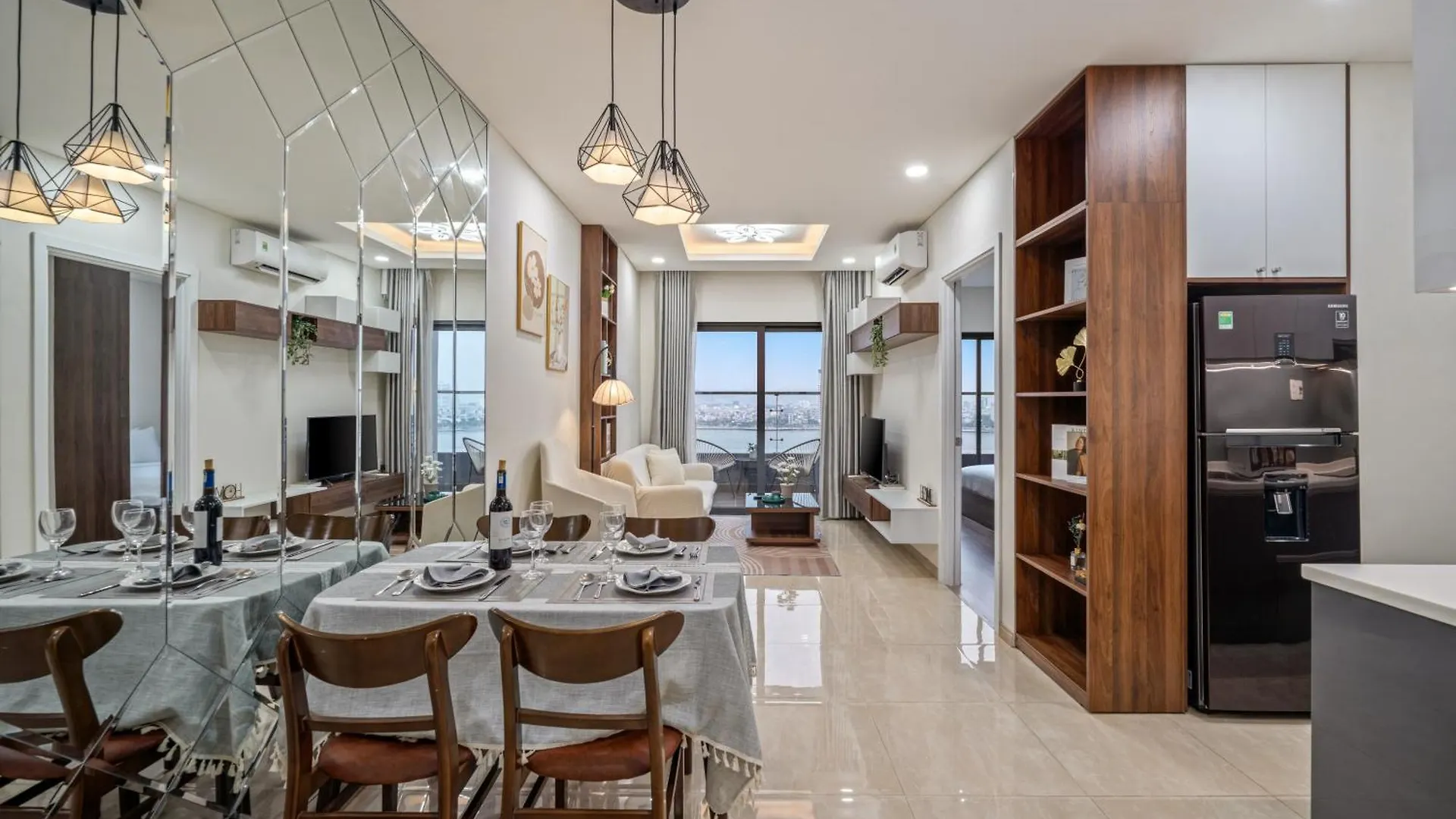 Monarchy Apartment 2Br-80M2 Han River View Da Nang Vietnam