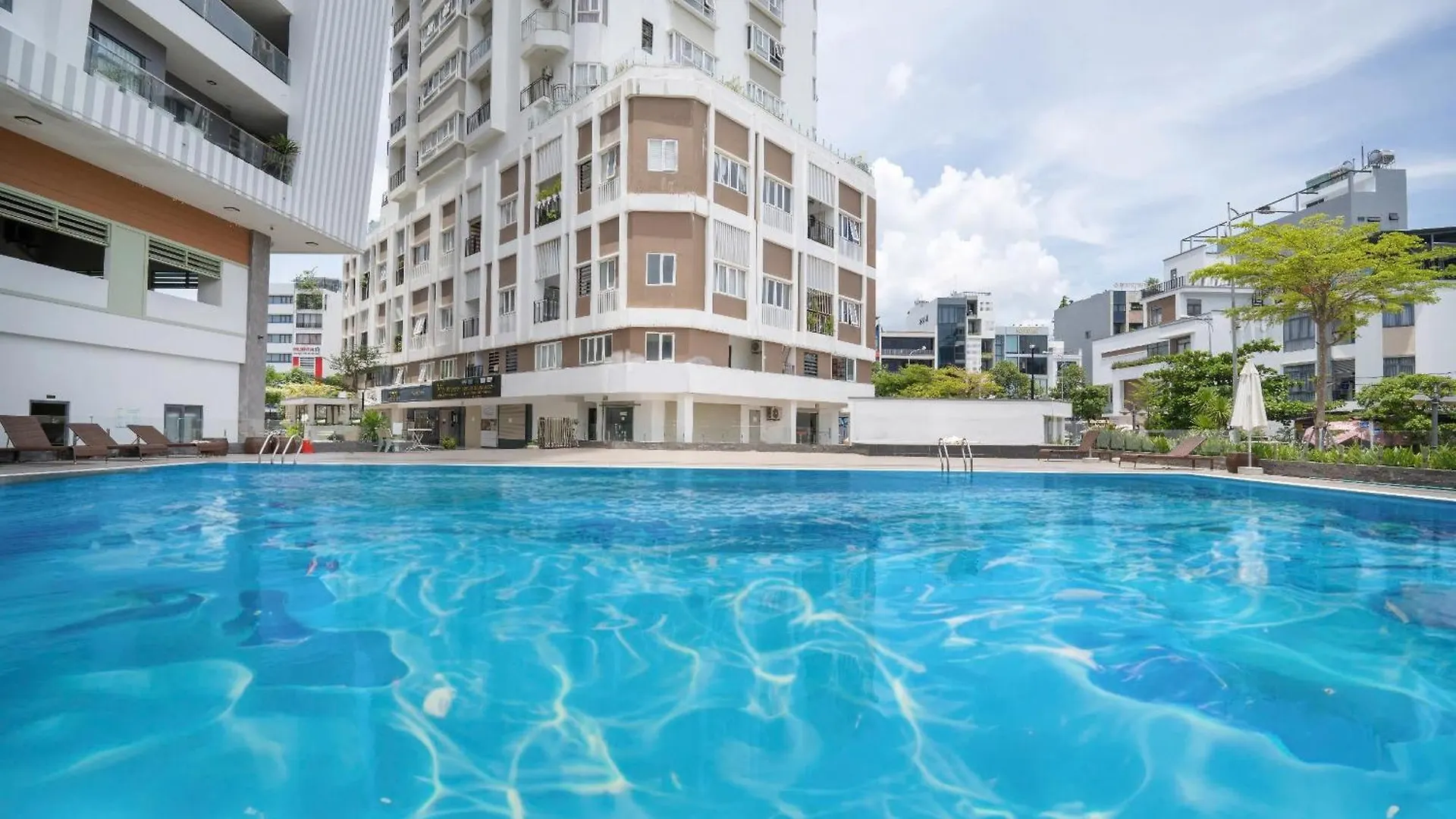 Monarchy Apartment 2Br-80M2 Han River View Da Nang